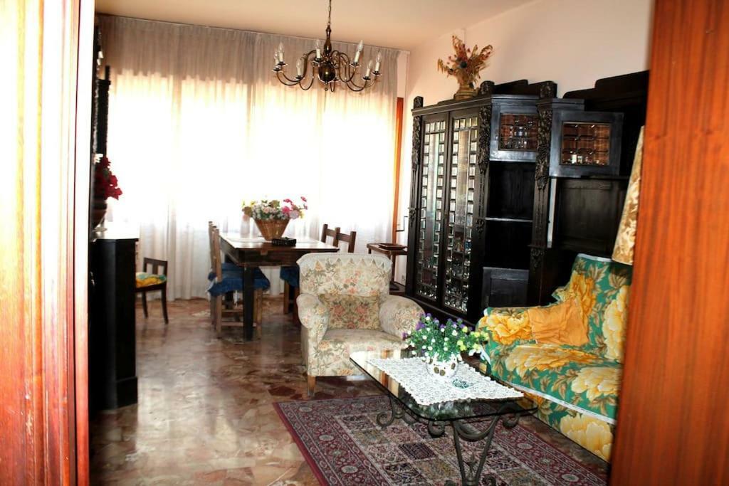 37 Via Panciatichi Apartment Florence